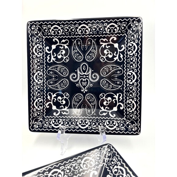 Sur la Table Blue Rectangular Bandana Paisley Tray + 2 Square 8X8 Salad Plates - Picture 9 of 11